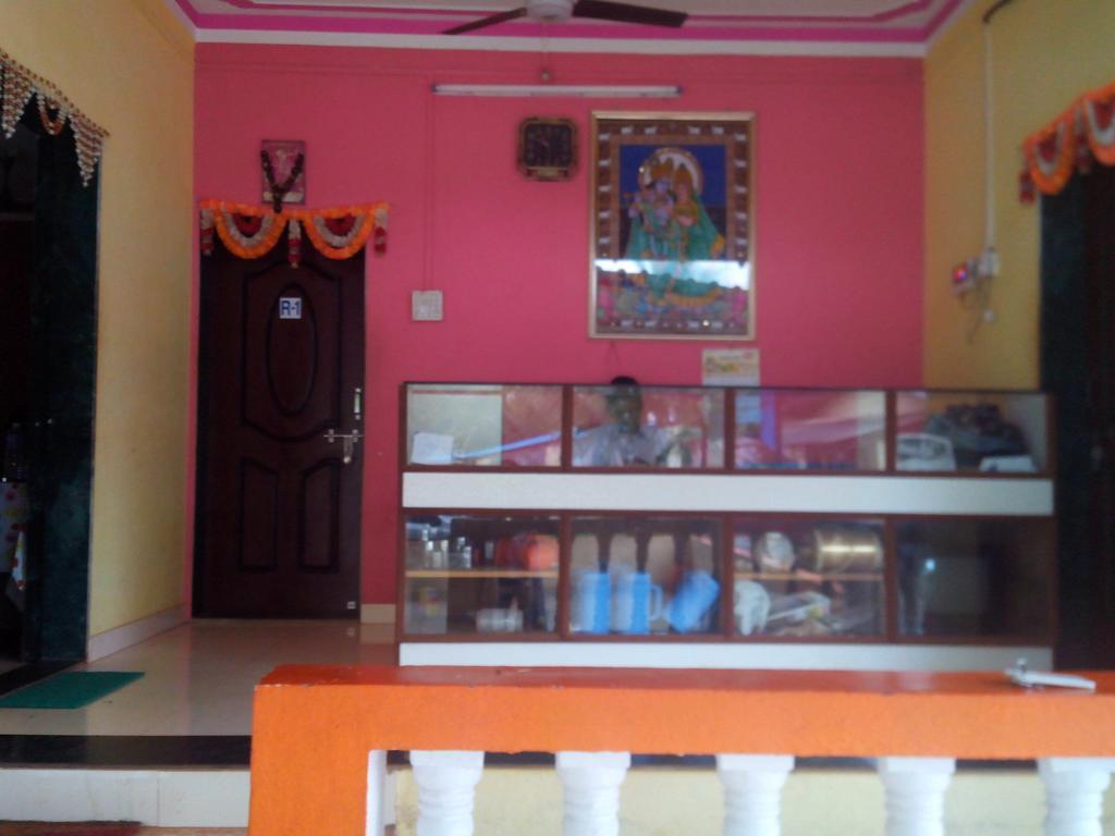 Yash Garden Residency Hotel กันปาตีปุเล ภายนอก รูปภาพ