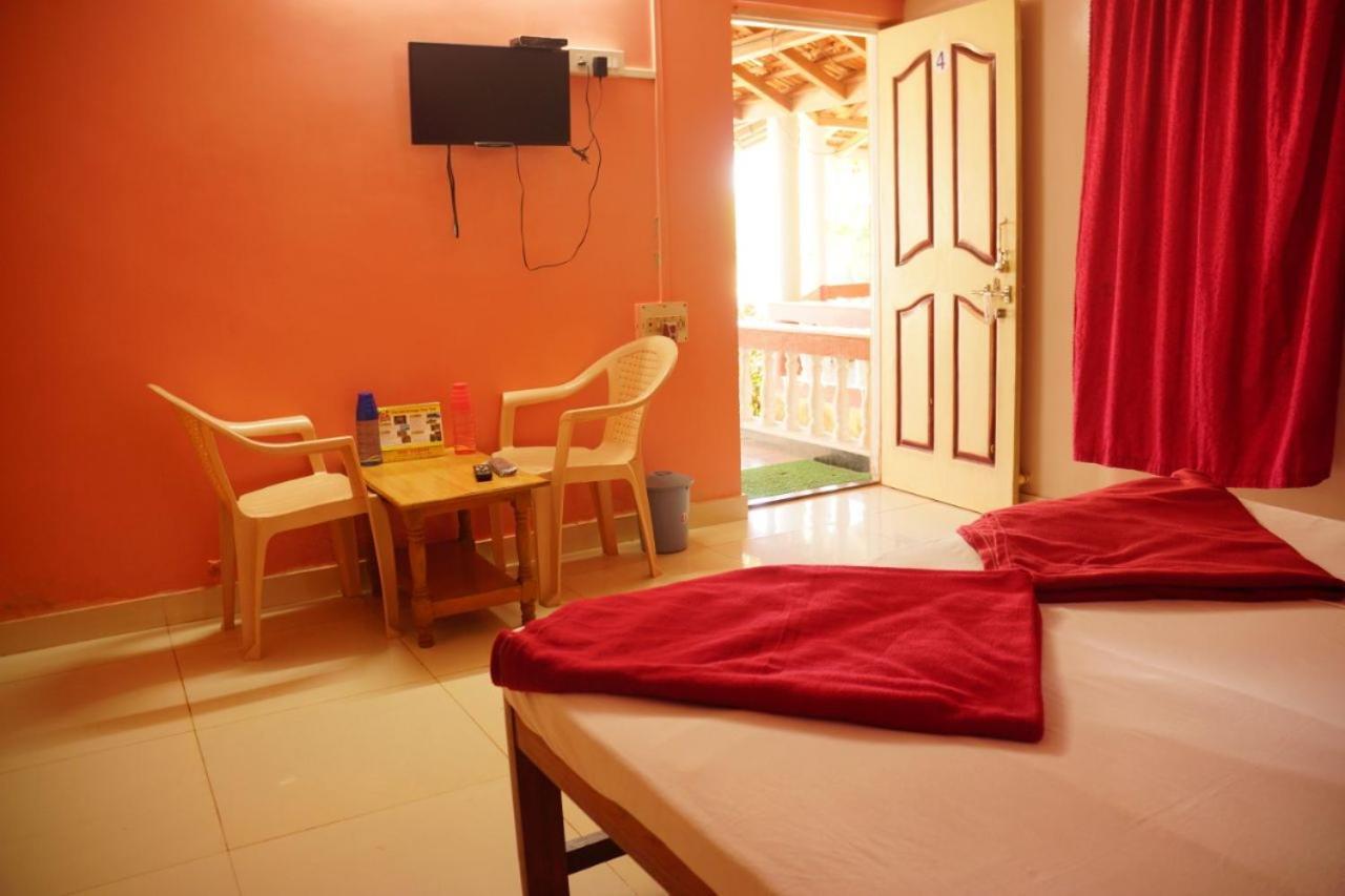 Yash Garden Residency Hotel กันปาตีปุเล ภายนอก รูปภาพ